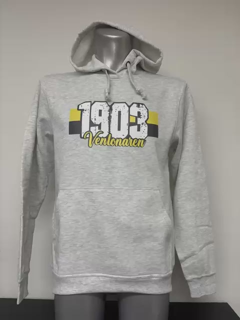 Trui met 1903 VVV stijl